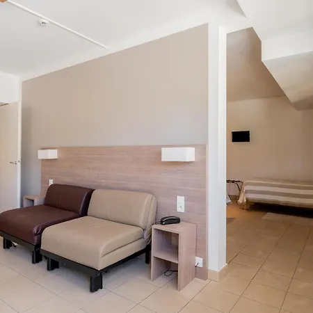 L'ocean Hotel 2*