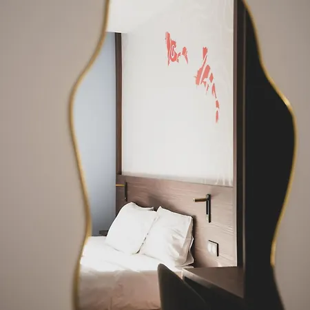 L'ocean Hotel 2*