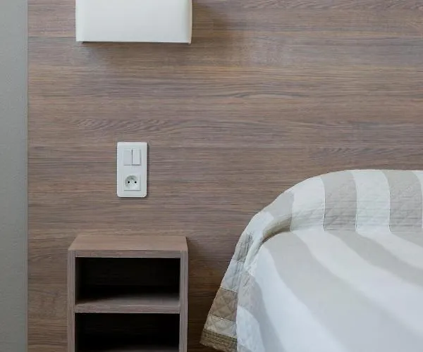 L'ocean ホテル 2*